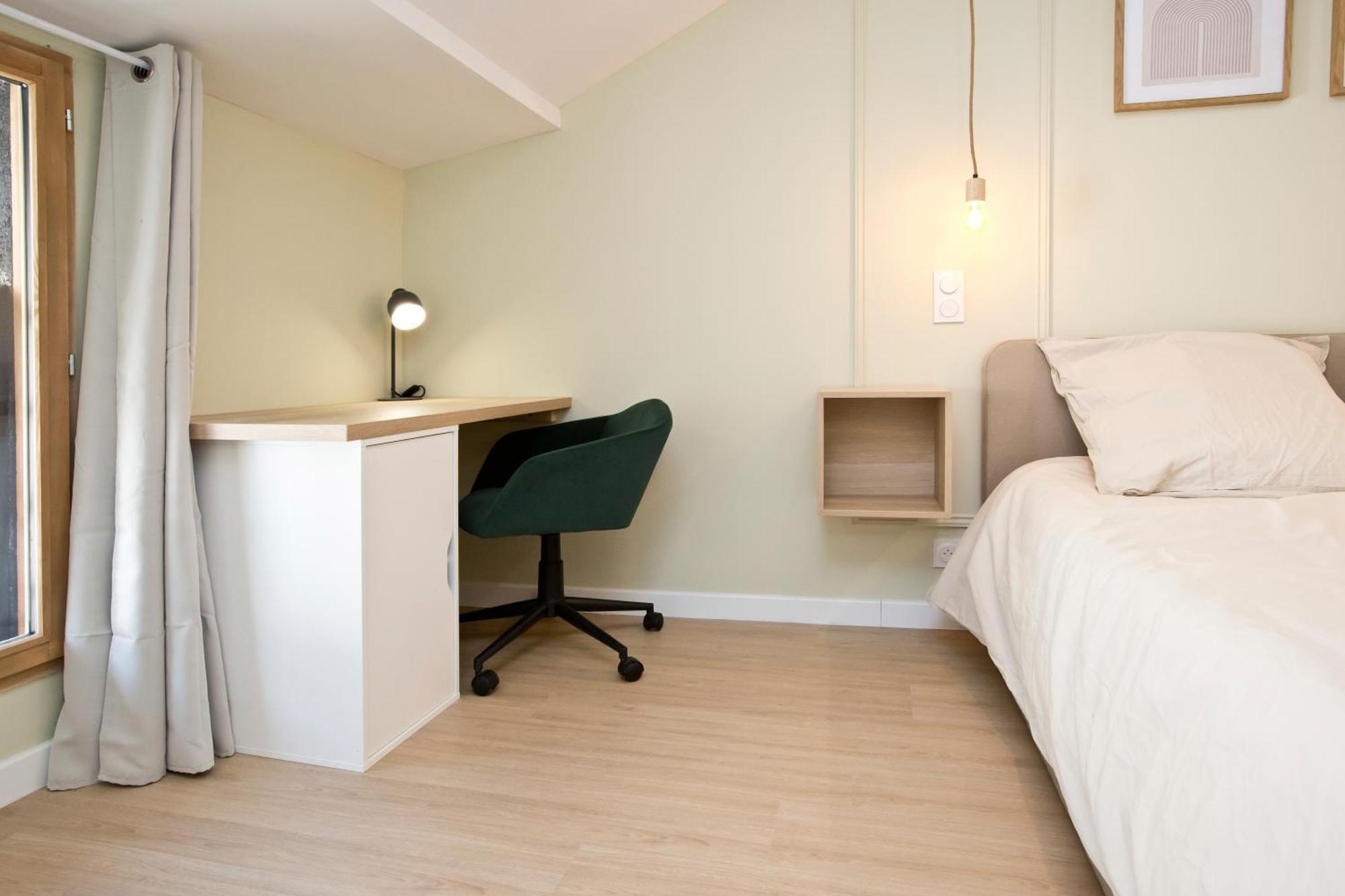 Montsejour - Magnifique T2 Avec Filet Suspendu Apartment Tarbes Exterior photo